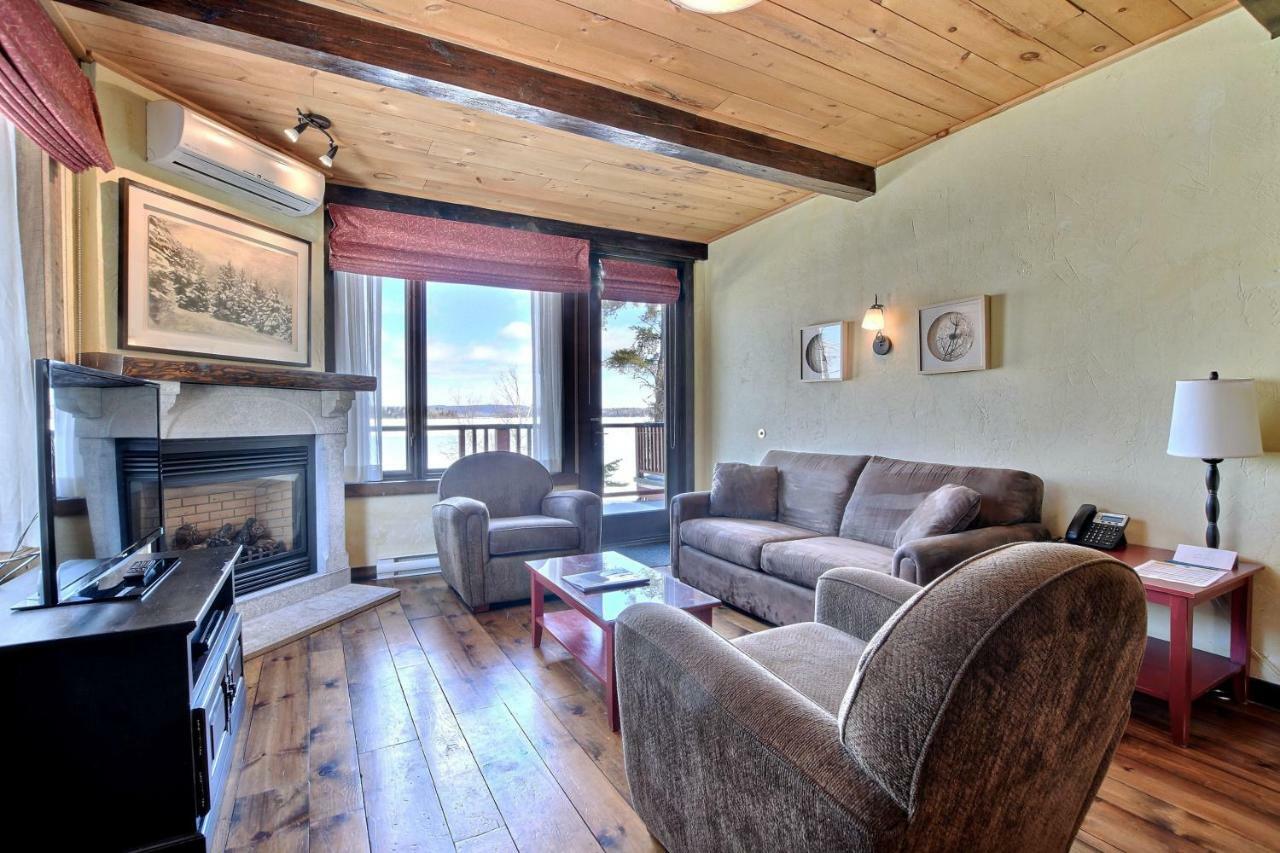 Les Condos Du Lac Taureau- Rooms & Condos Saint-Michel 외부 사진